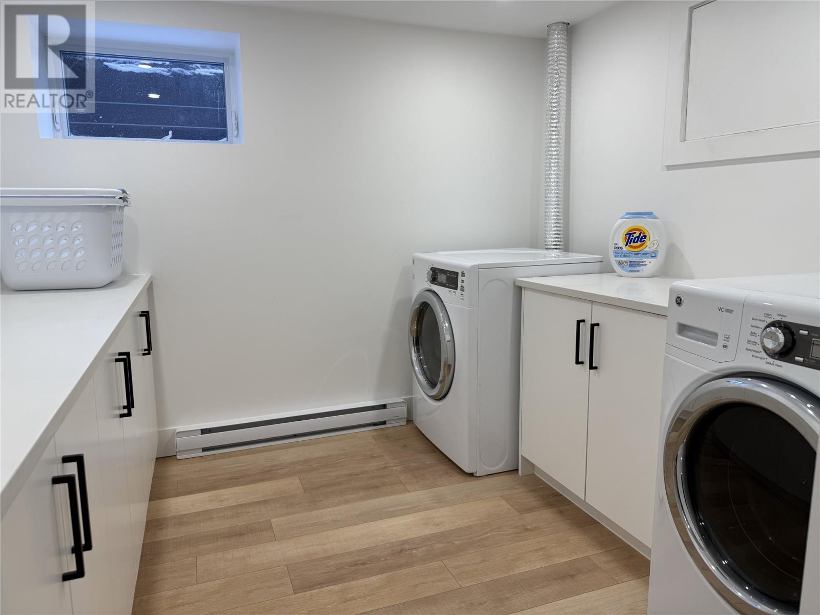 31-33 Dogwood Drive - 34