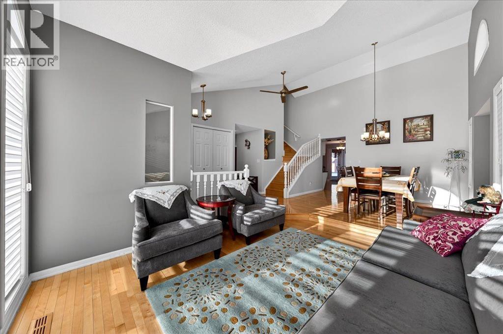 Single Family House for Sale in  Woodbrook Road SW Woodbine Calgary 