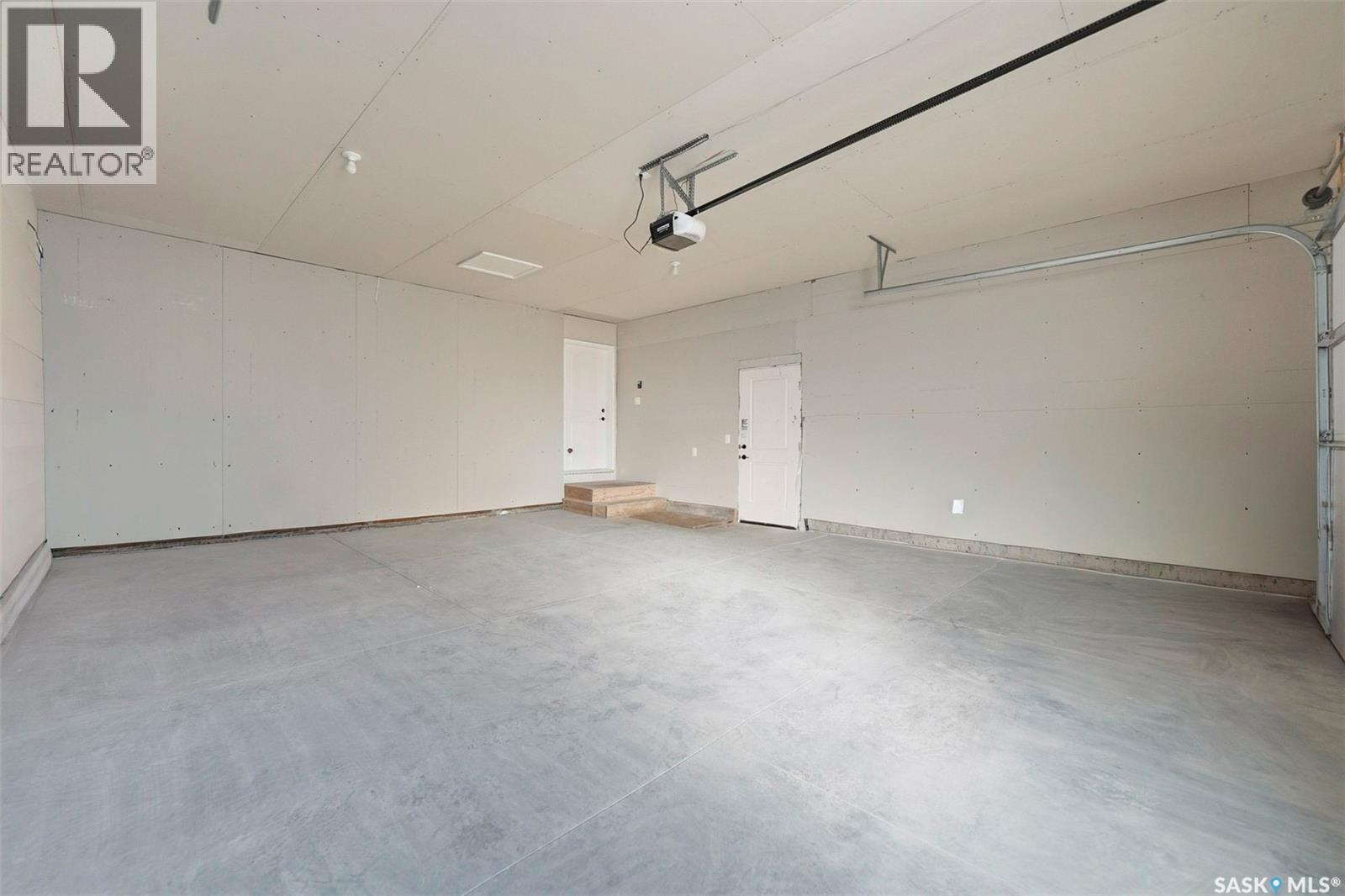 400 Eldorado STREET — photo 27