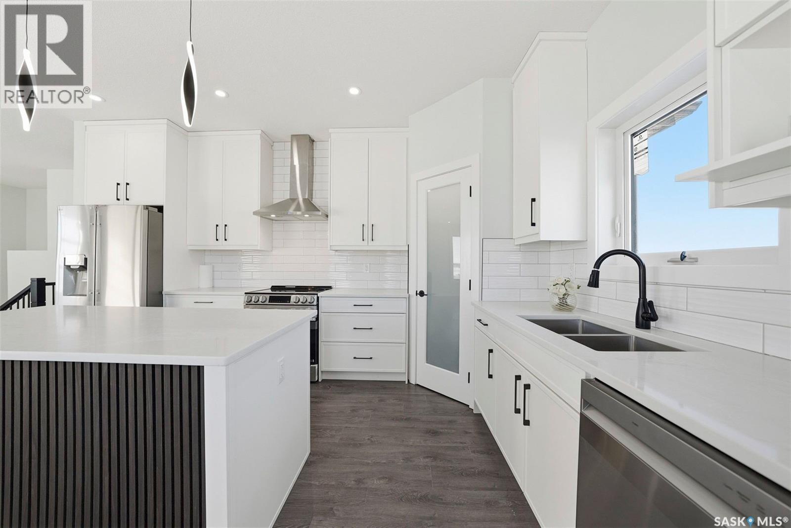 400 Eldorado STREET — photo 14