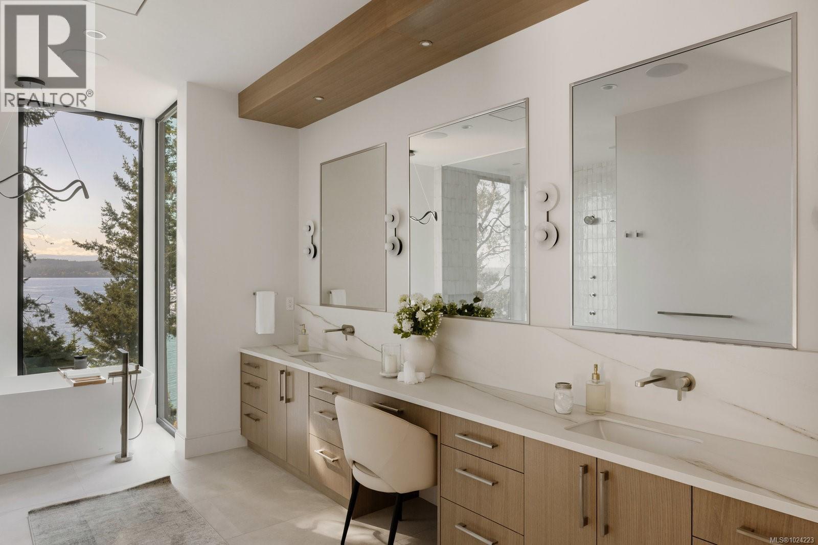 418 LANDS END RD - 24