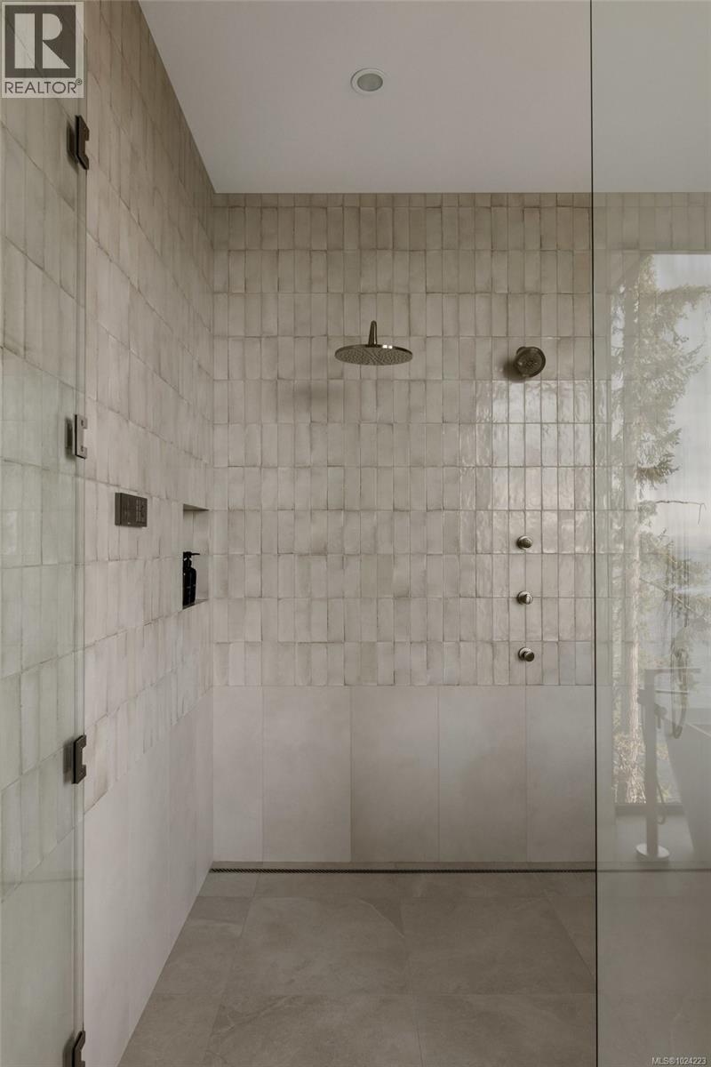 418 LANDS END RD - 29