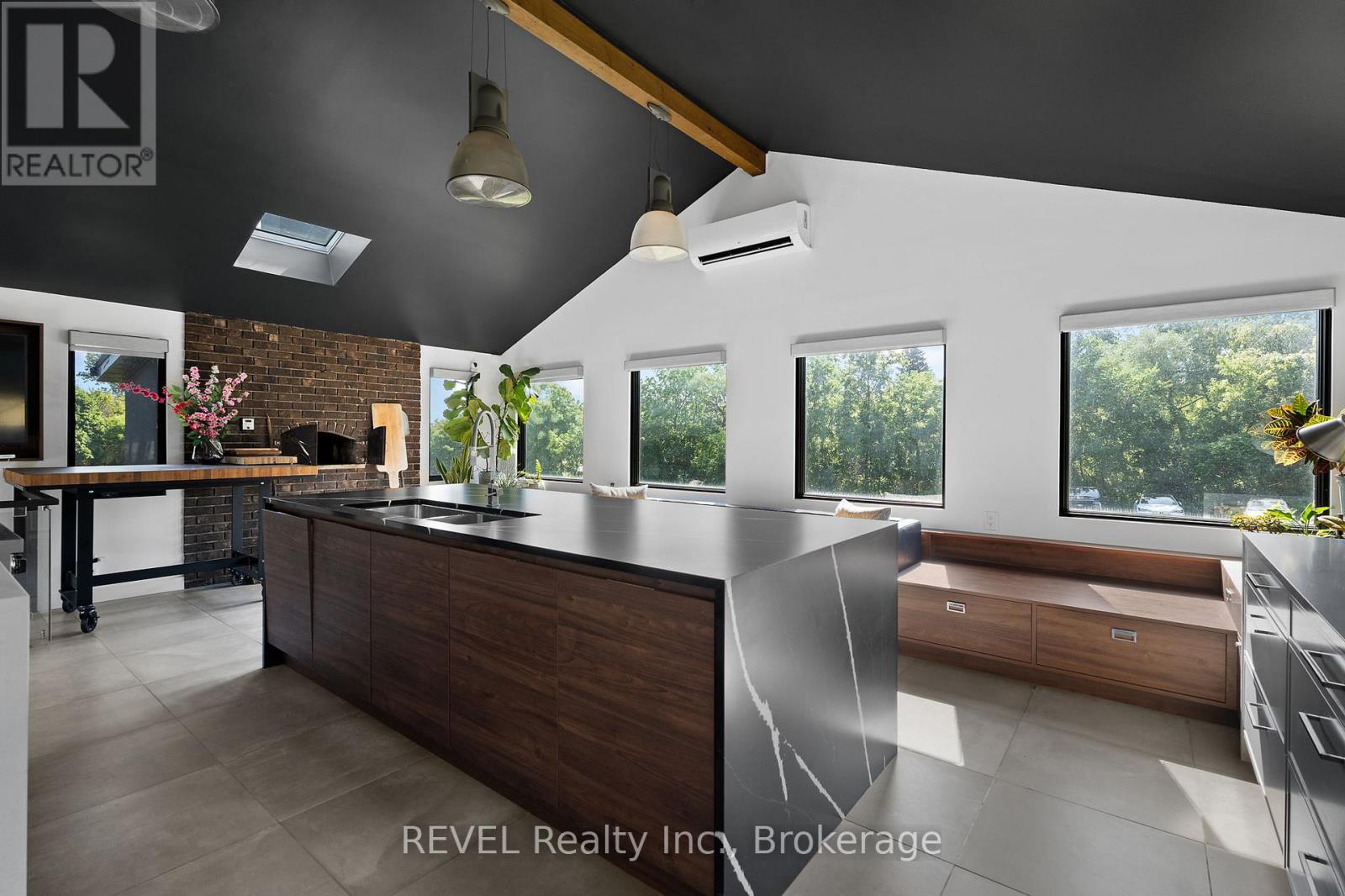3543 KING STREET - 13