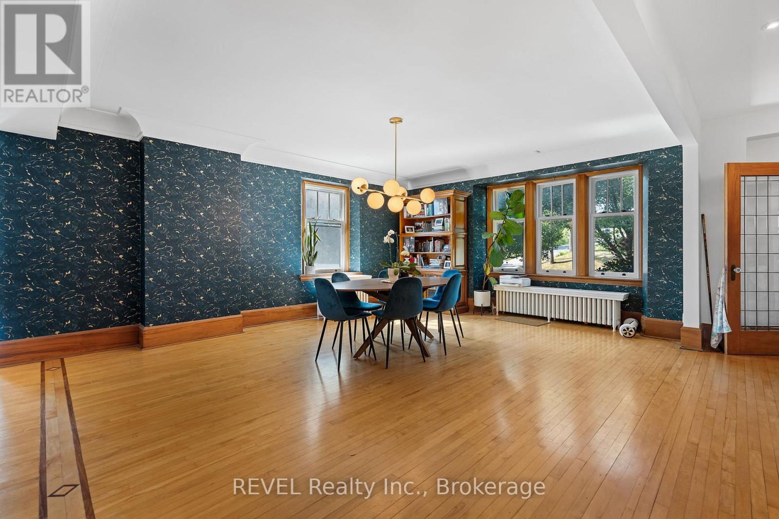 3543 KING STREET - 5