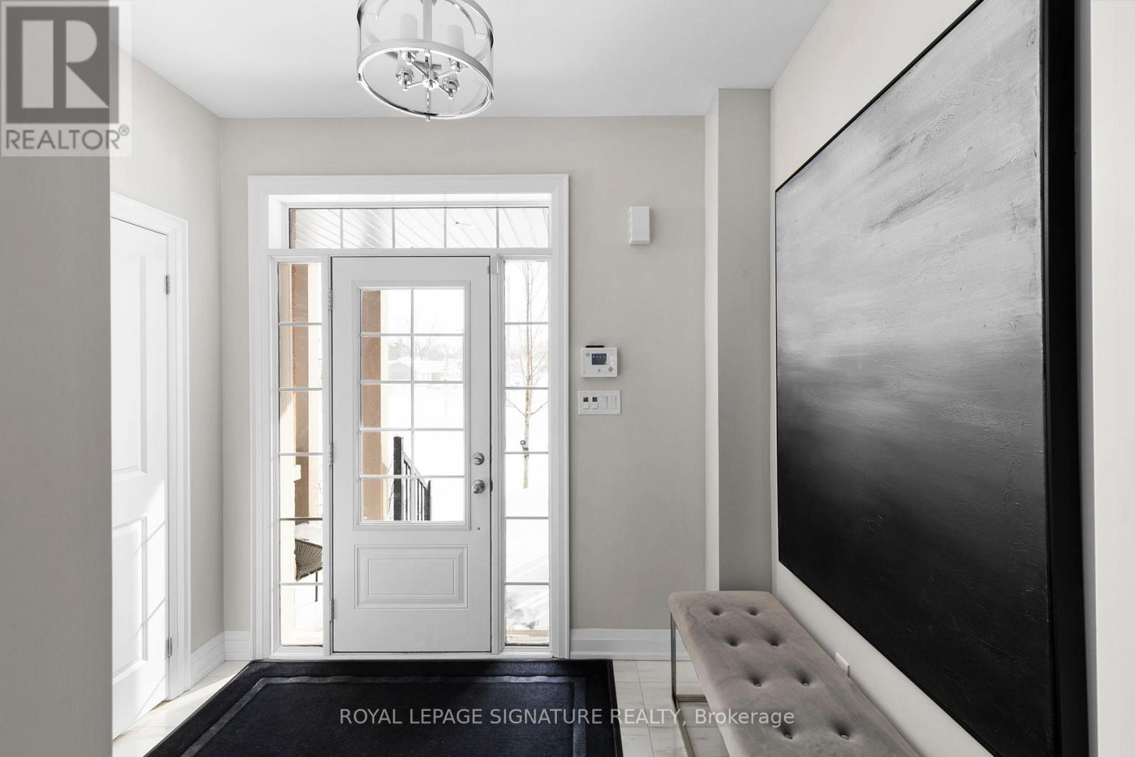 3 Doctor Archer photo 3