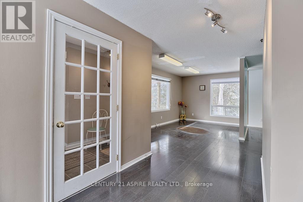 2889 PETAWAWA BOULEVARD — photo 24