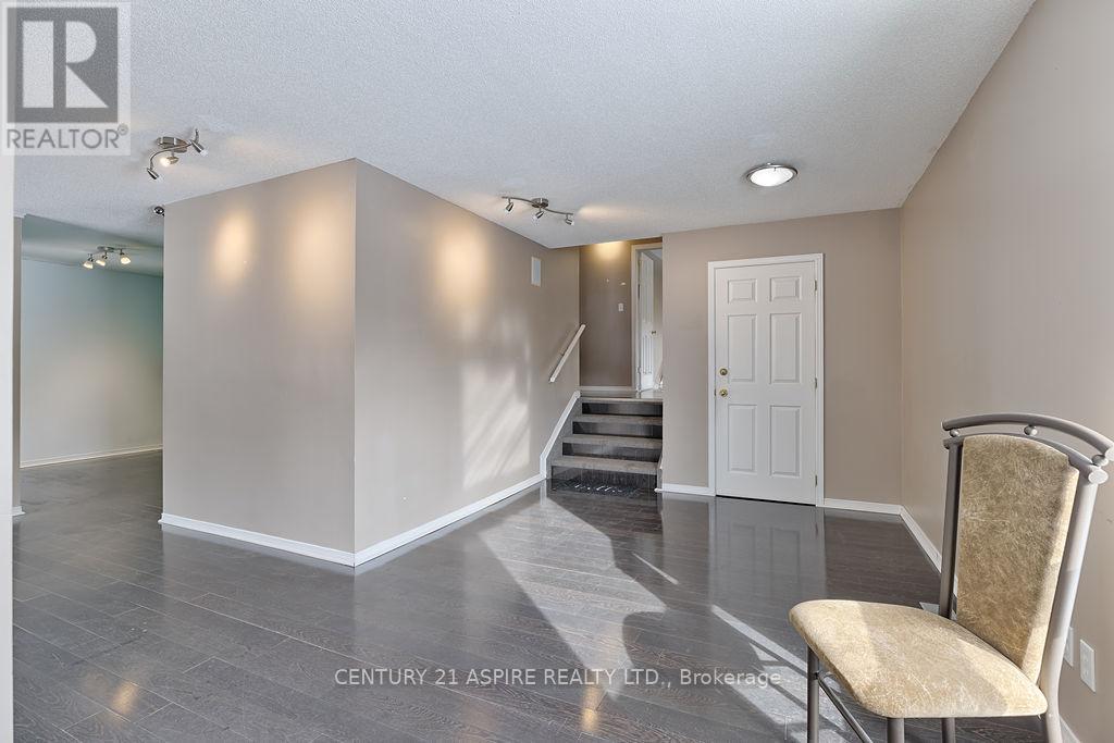 2889 PETAWAWA BOULEVARD — photo 26
