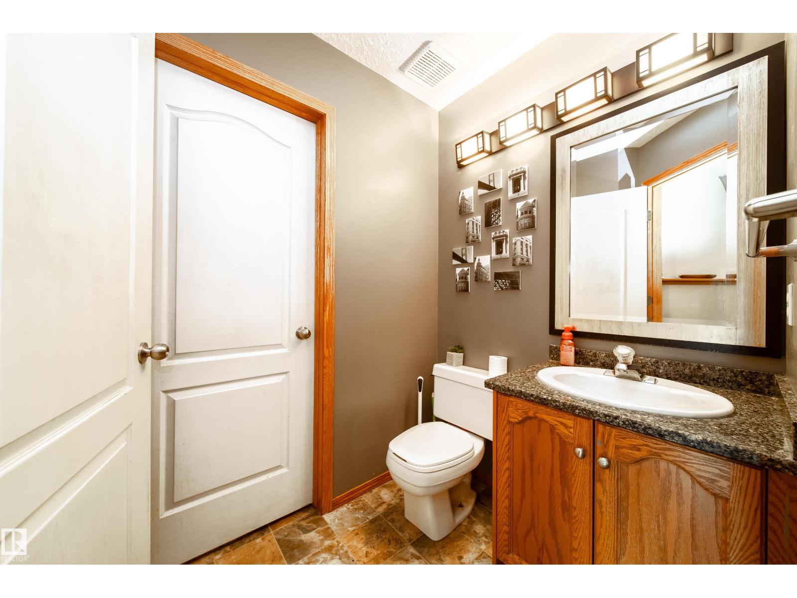 5 EMERSON PL, St. Albert