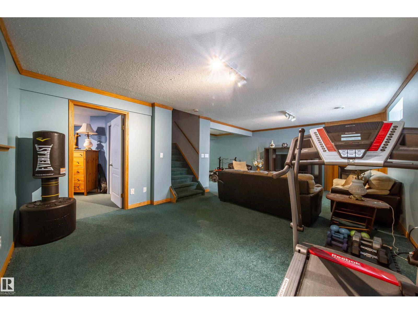 5 EMERSON PL, St. Albert