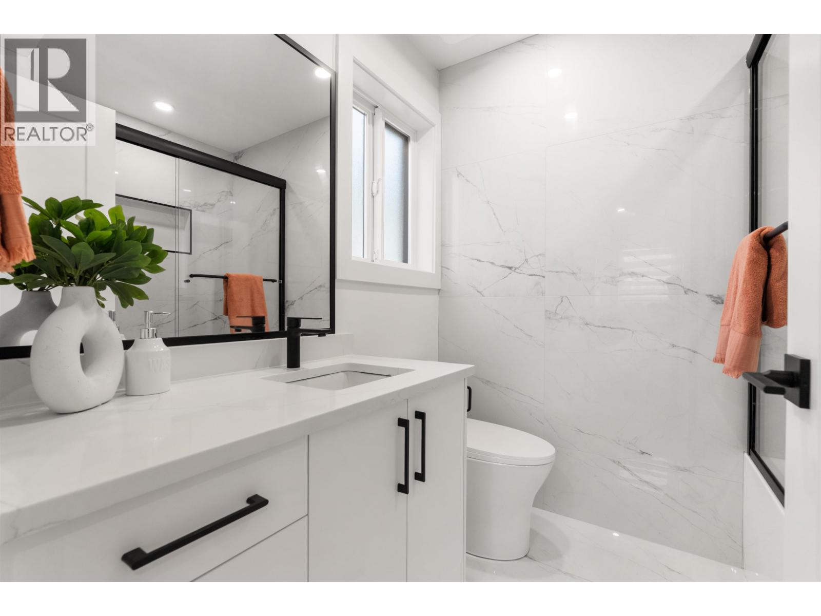 4810 42A Avenue, Ladner