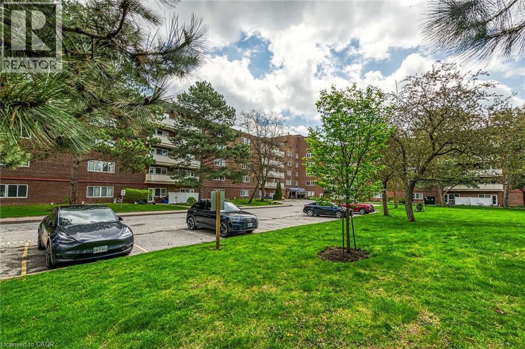 198 SCOTT Street Unit# 220, St. Catharines, Ontario, L2N5T3 — Photo 23