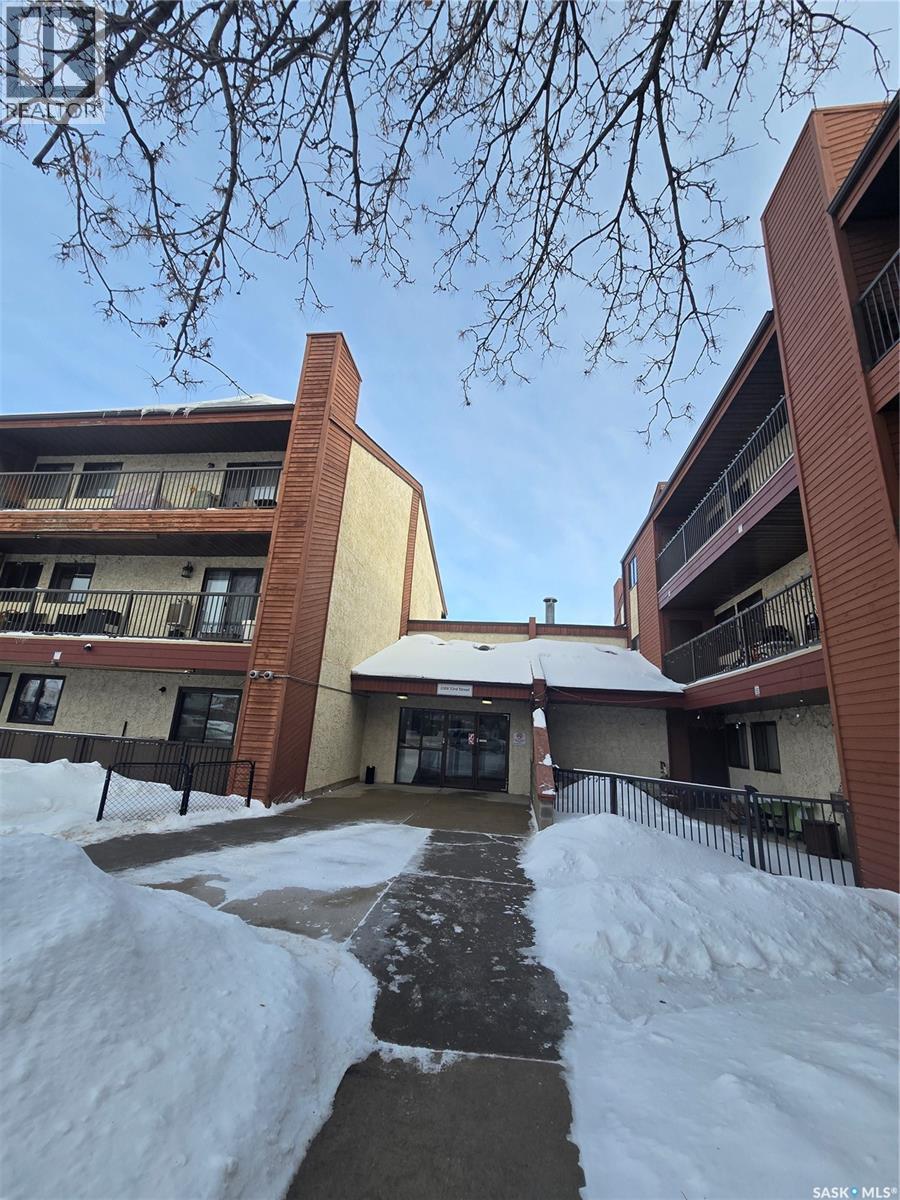 318 3308 33rd STREET W