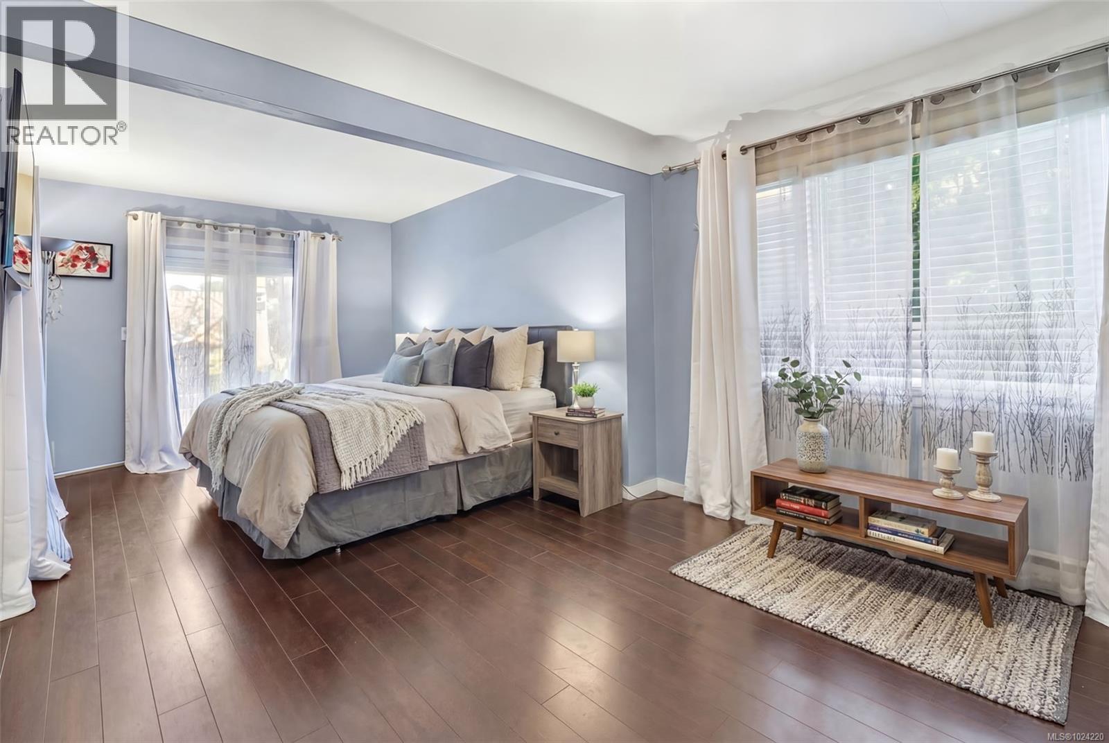  730 Burnside Road West, Saanich