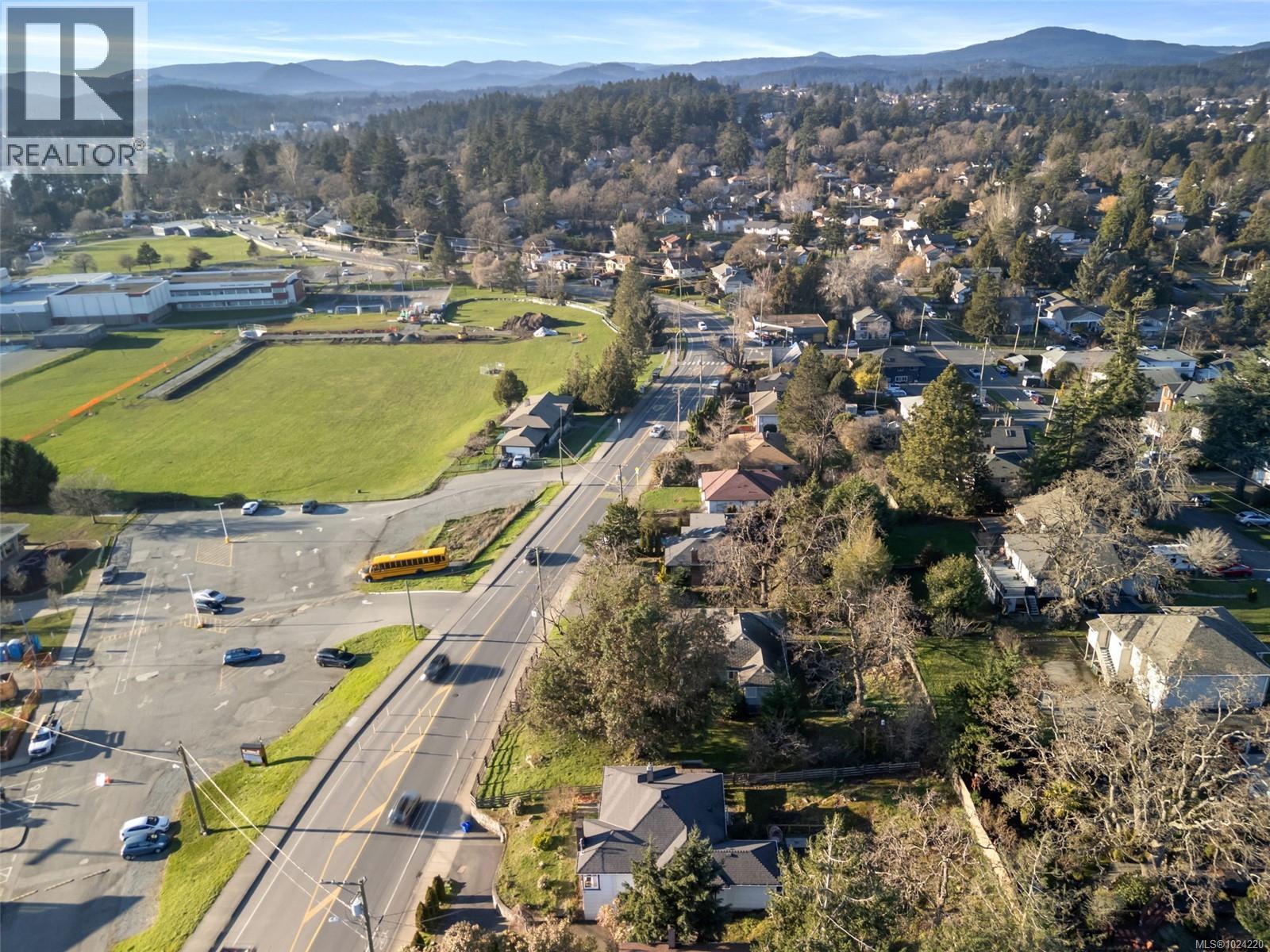  730 Burnside Road West, Saanich