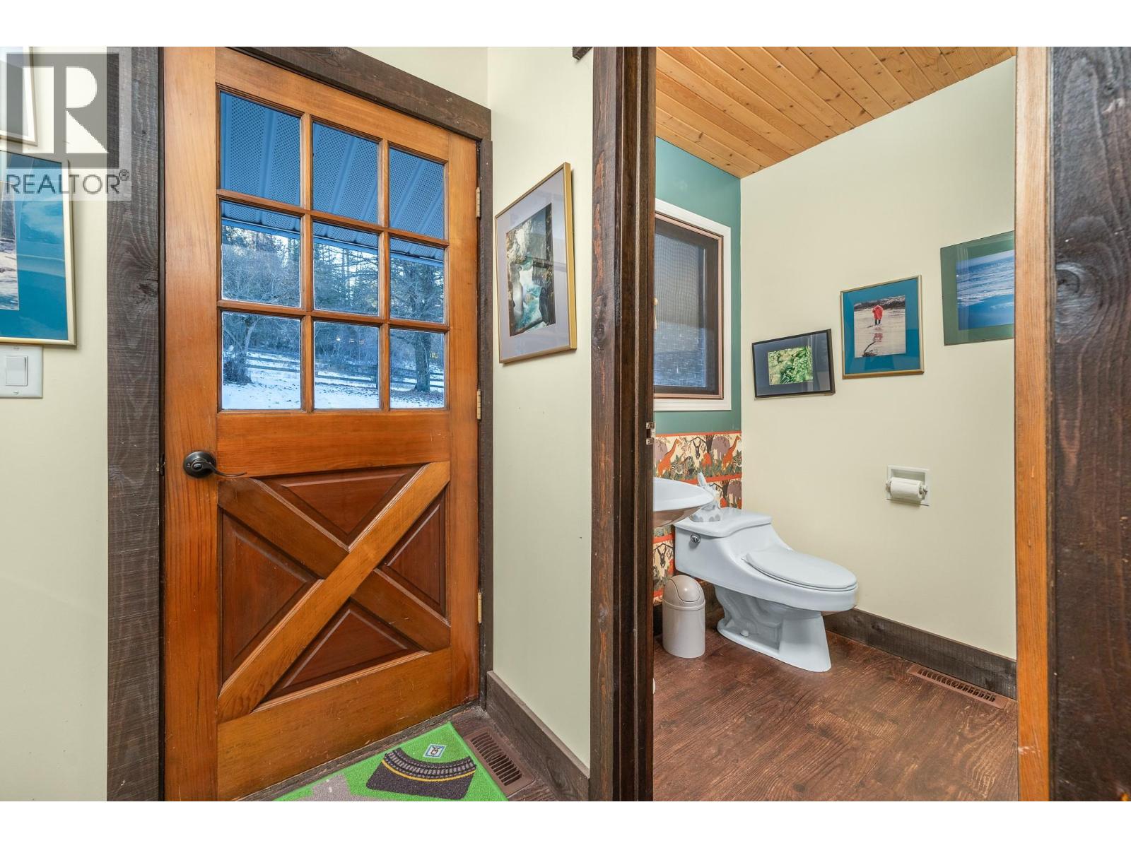 5860 Learmouth Road - 28