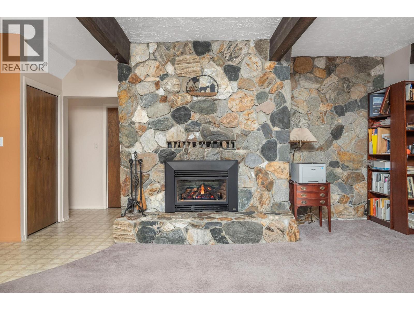 5860 Learmouth Road - 31