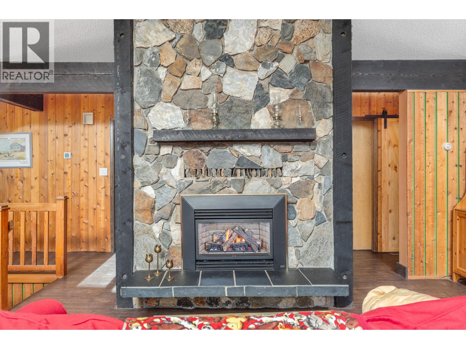 5860 Learmouth Road - 20