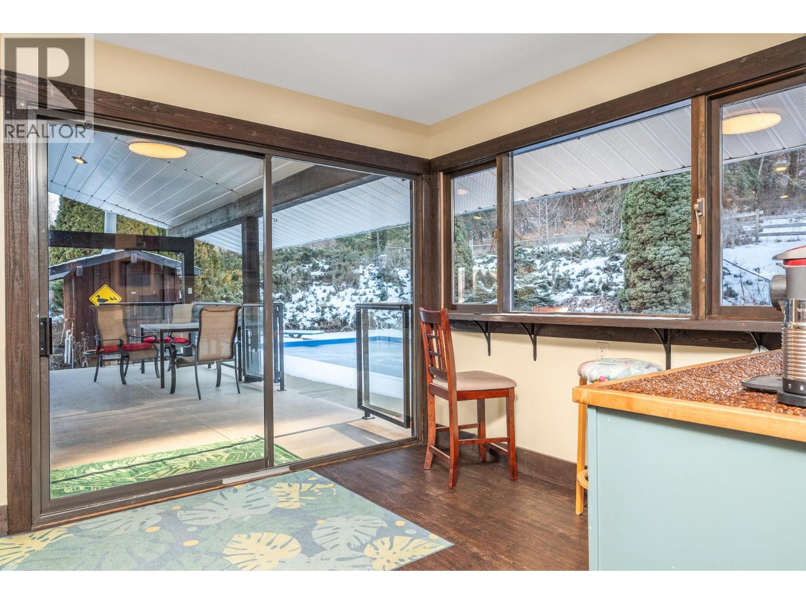 5860 Learmouth Road - 14