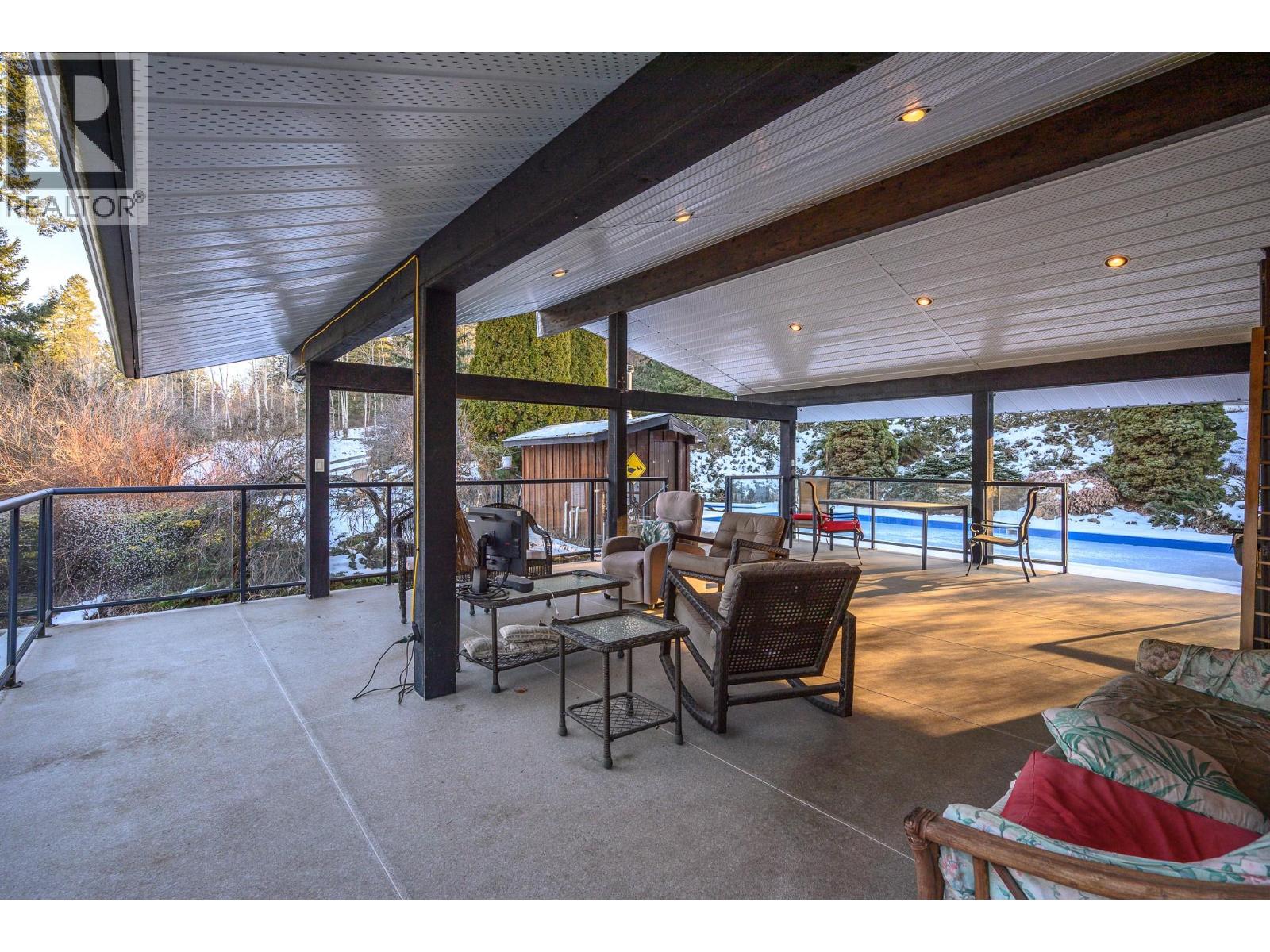 5860 Learmouth Road - 41