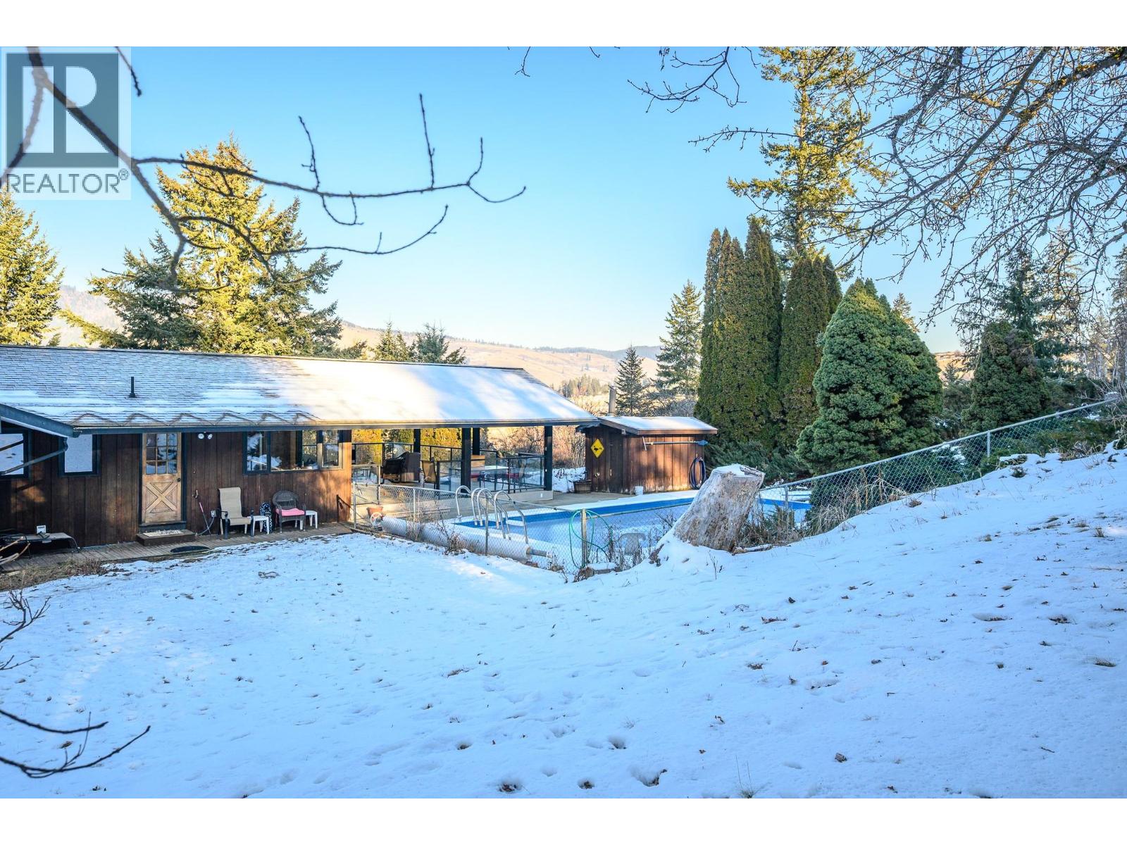 5860 Learmouth Road - 52