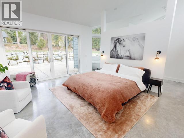 7900 BUTLER RD, Powell River