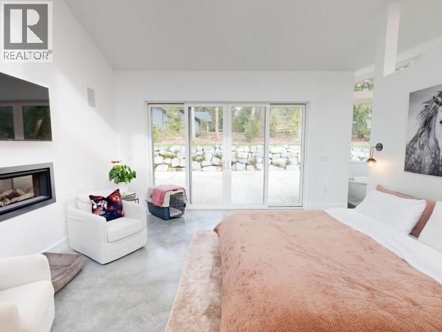 7900 BUTLER RD, Powell River