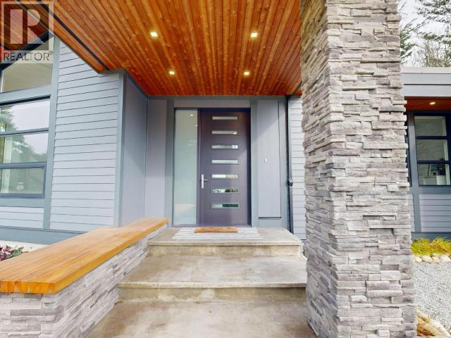 7900 BUTLER RD, Powell River