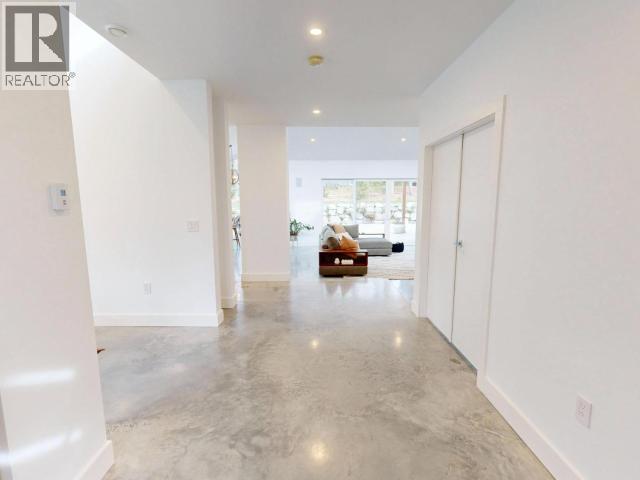 7900 BUTLER RD, Powell River