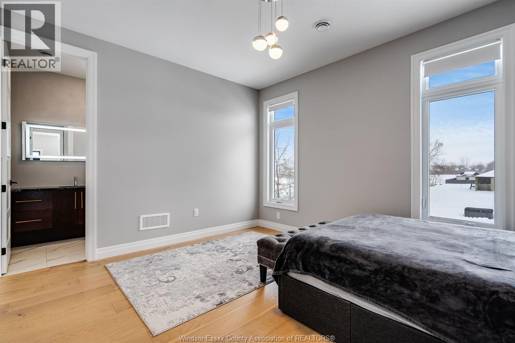200 GRANDVIEW AVENUE - 26