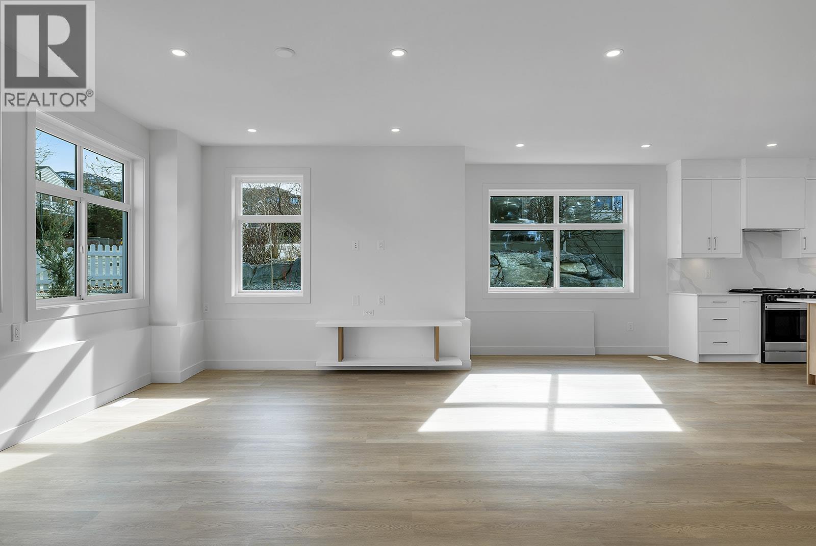 124 5300 Main Street, Kelowna