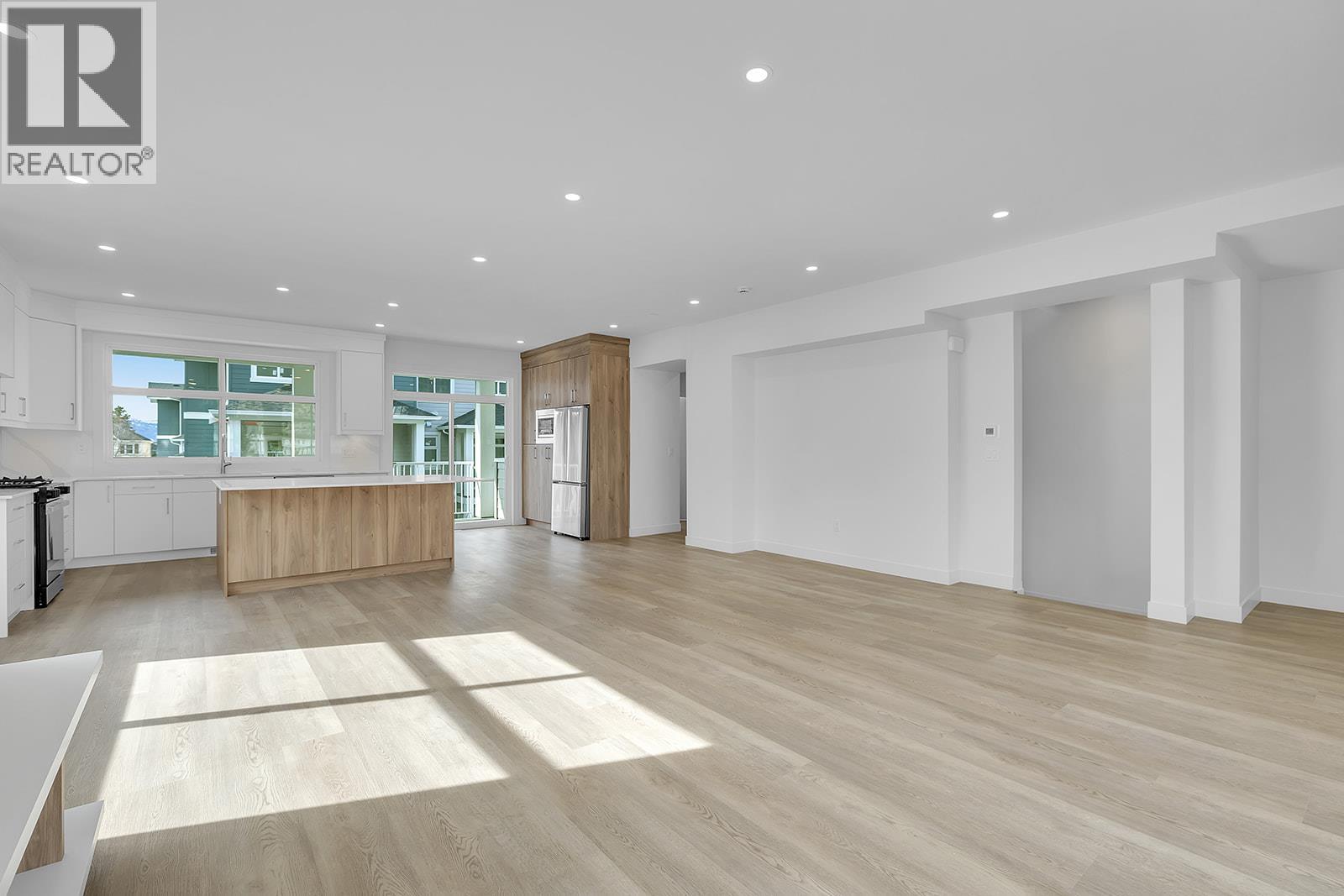 124 5300 Main Street, Kelowna