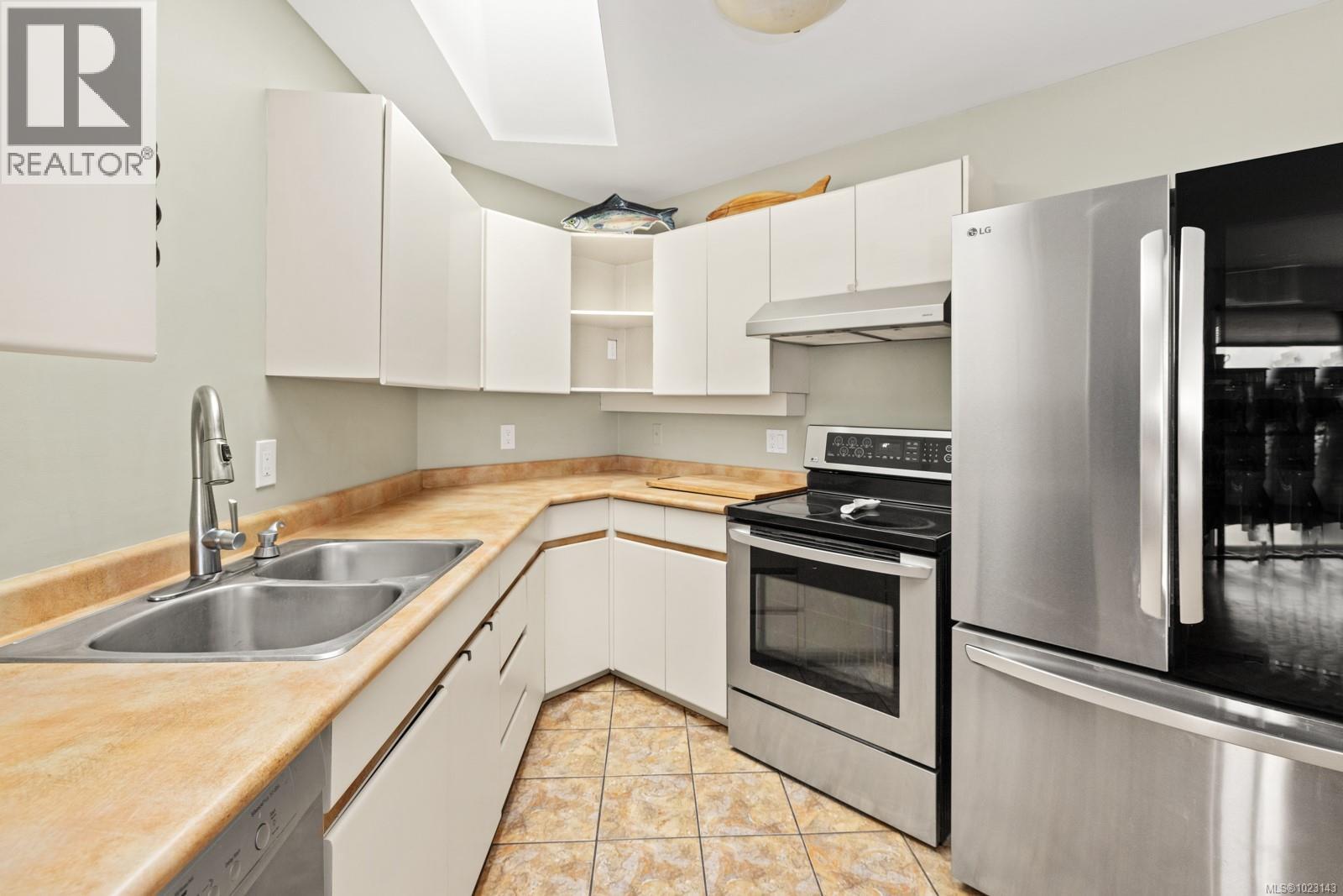 2509 Mill Bay Rd, Mill Bay