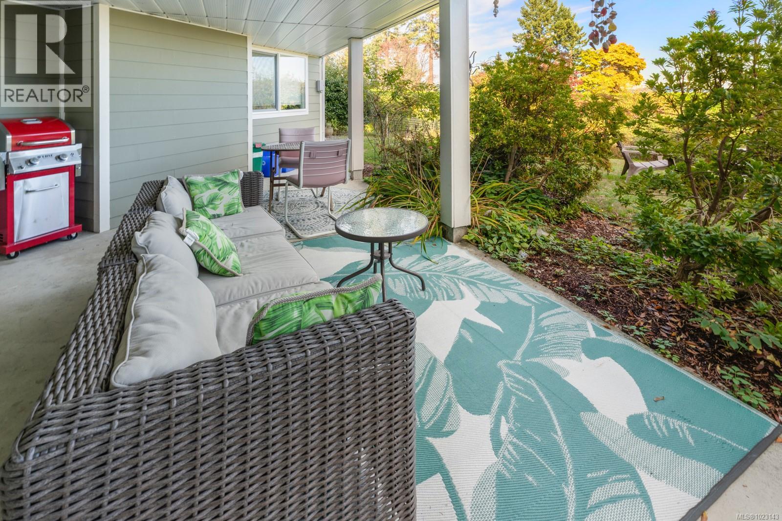 2509 Mill Bay Rd, Mill Bay