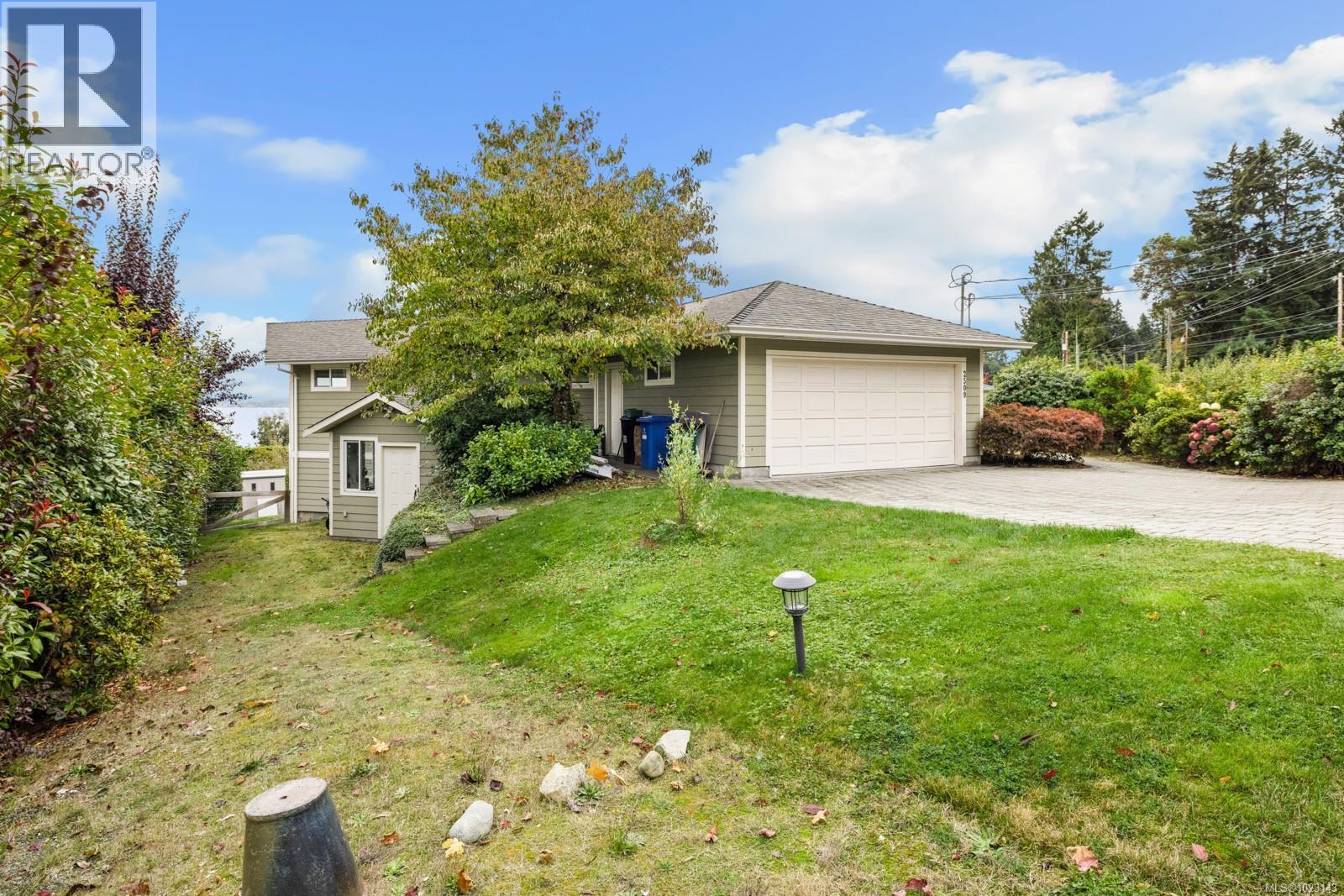 2509 Mill Bay Rd, Mill Bay