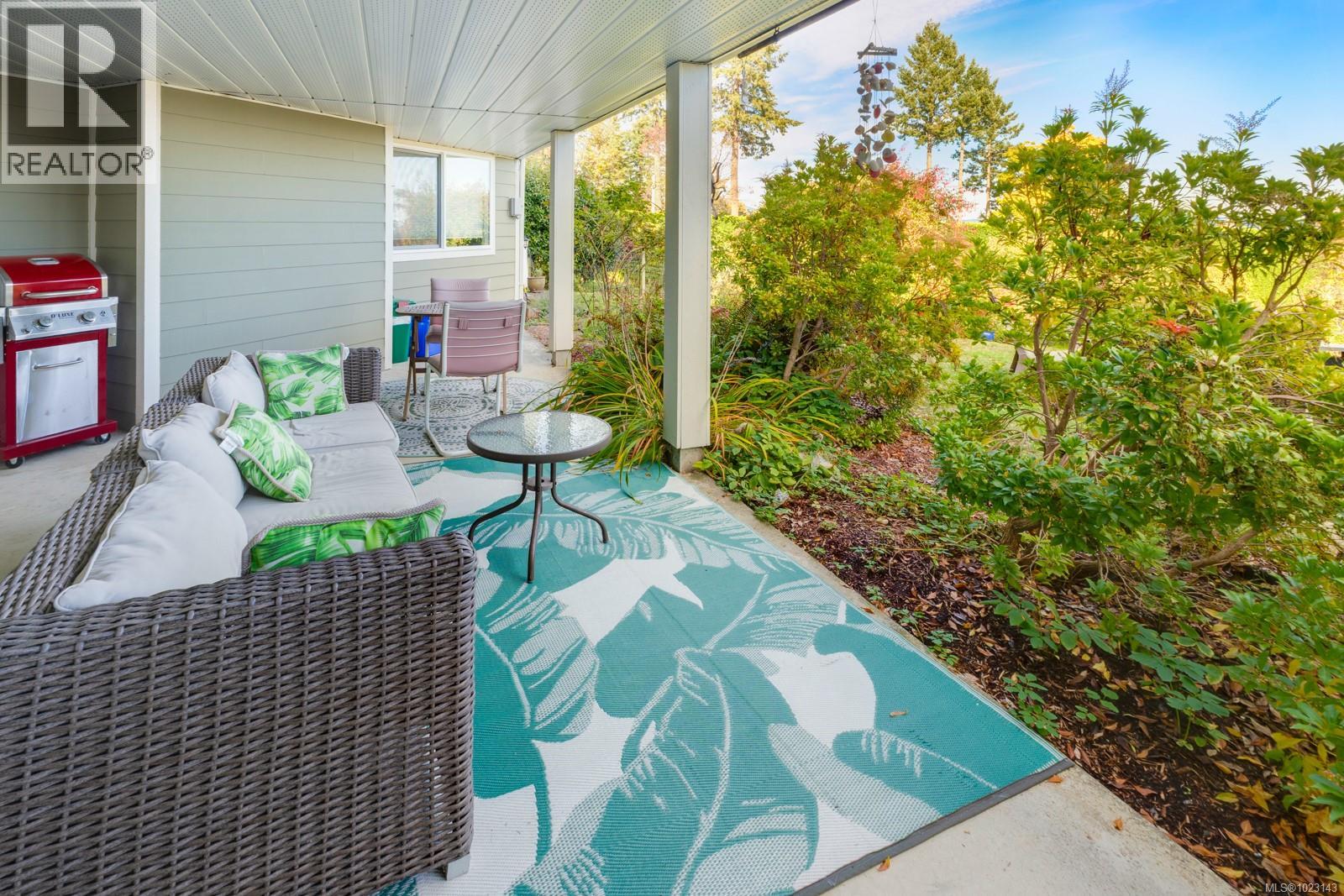 2509 Mill Bay Rd, Mill Bay