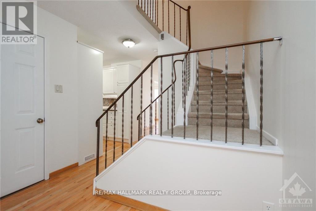 2088 ORIENT PARK DRIVE - Photo 3 of 30, Ottawa, Ontario