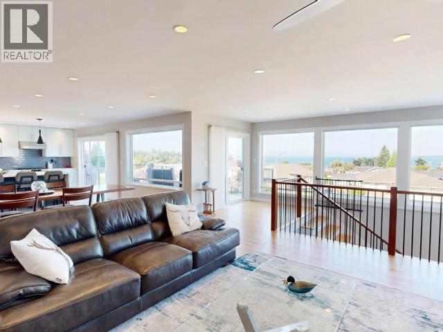 3784 TRAIL PLACE, Powell River