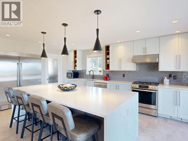 3784 TRAIL PLACE, Powell River