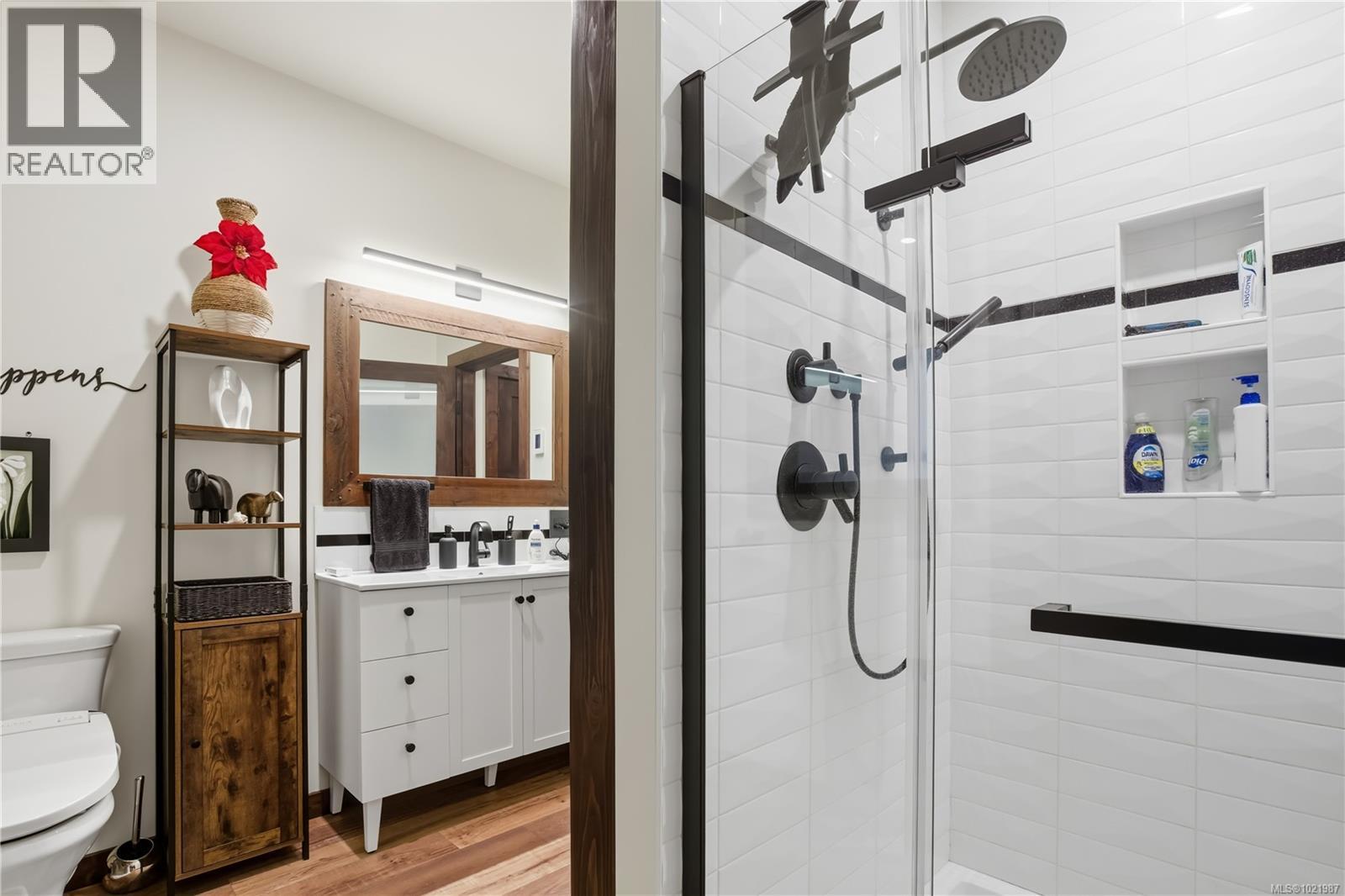 1708 Rainforest Lane, Ucluelet