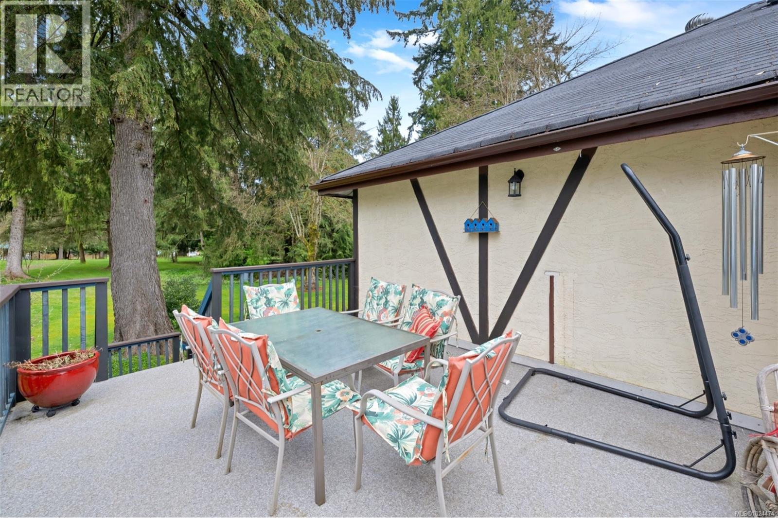 4752 Fairbridge Dr, Duncan