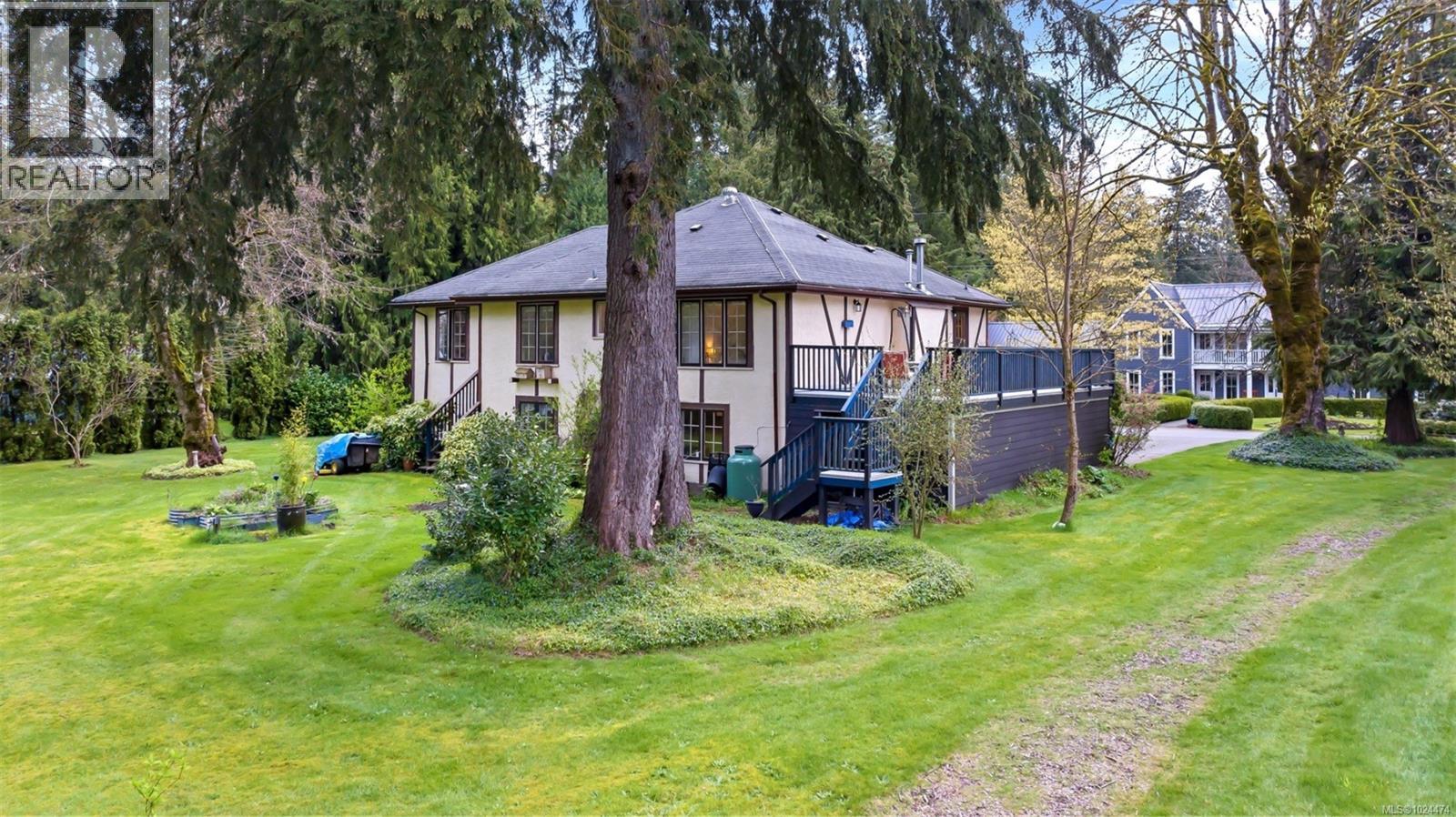 4752 Fairbridge Dr, Duncan