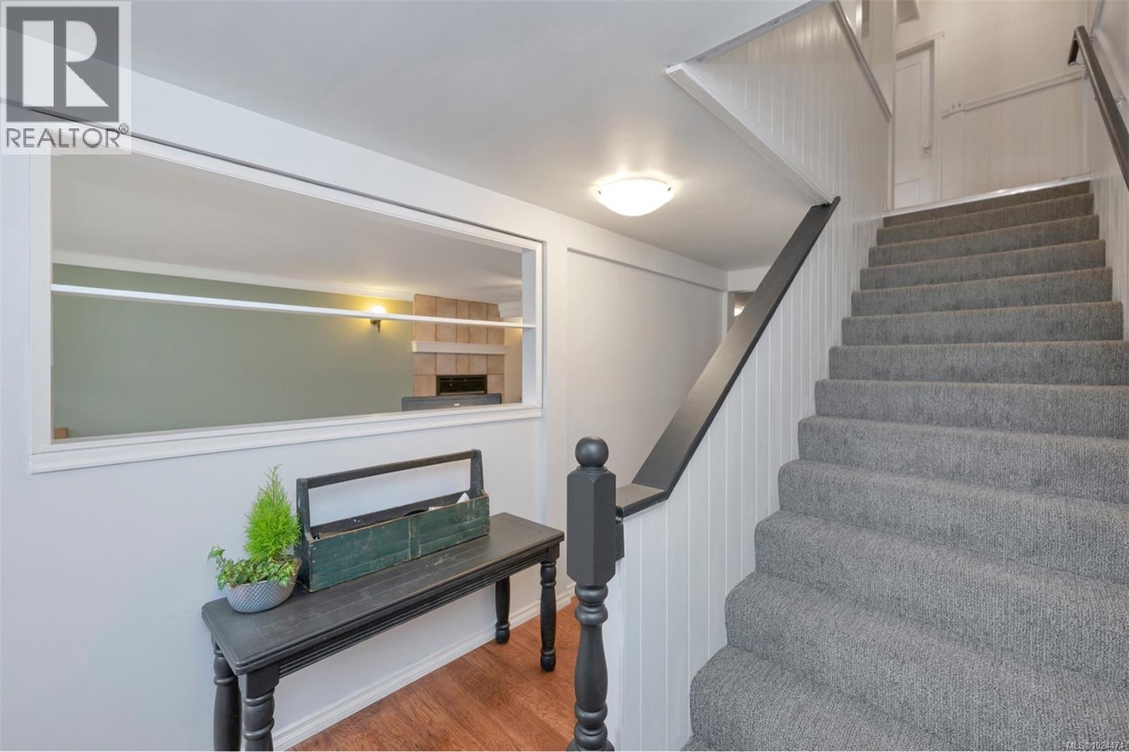 4752 Fairbridge Dr, Duncan