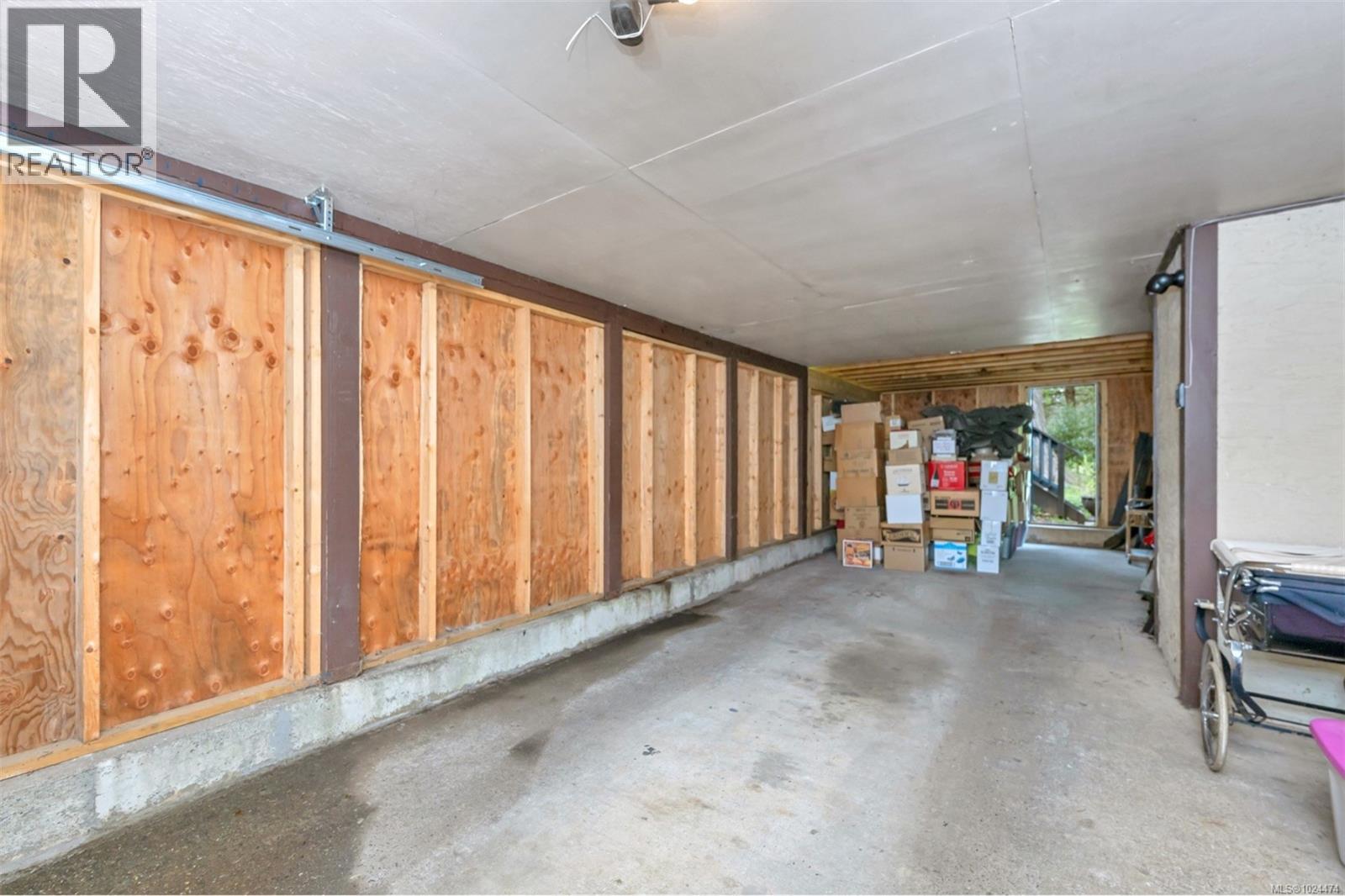 4752 Fairbridge Dr, Duncan