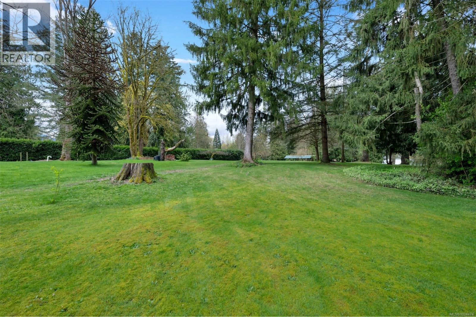 4752 Fairbridge Dr, Duncan