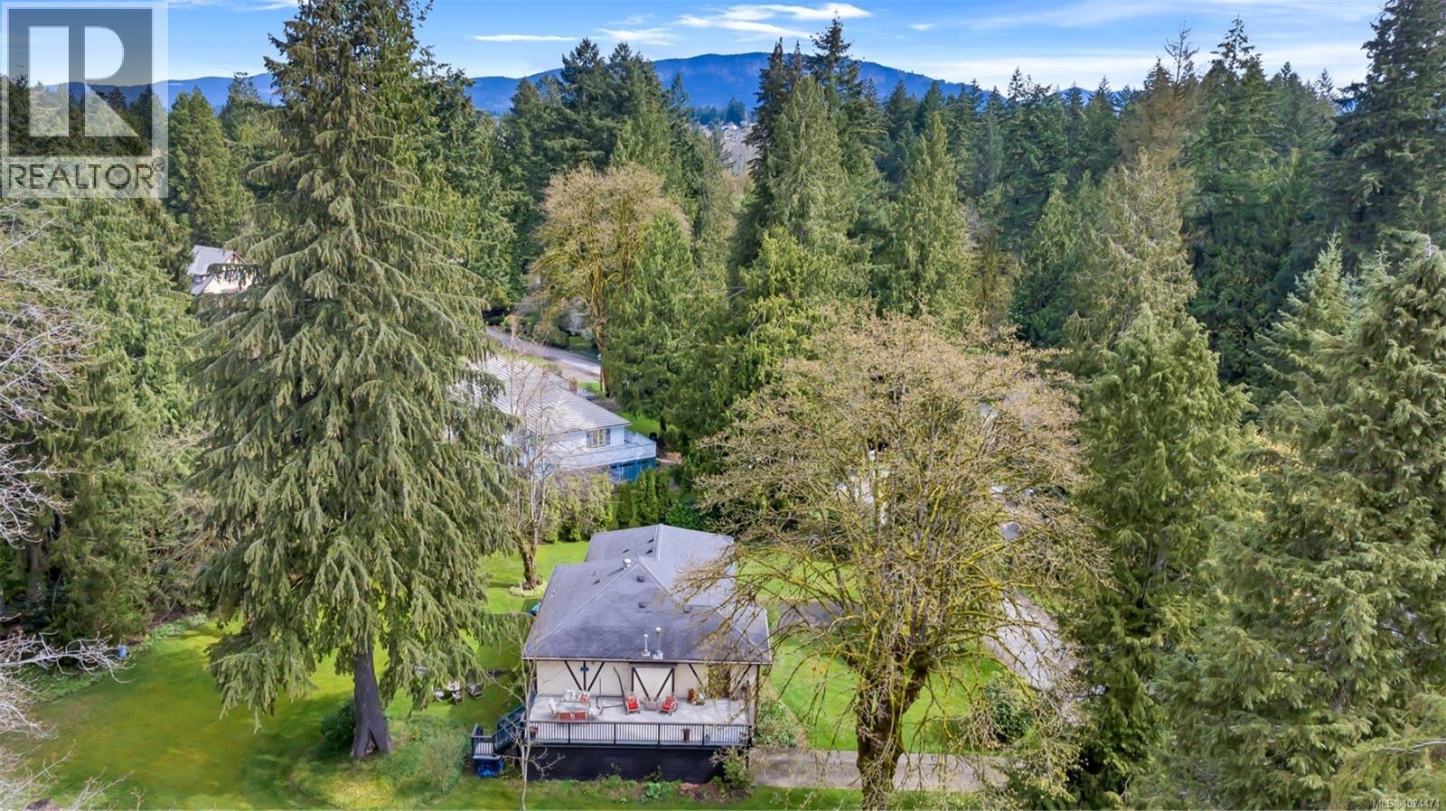 4752 Fairbridge Dr, Duncan