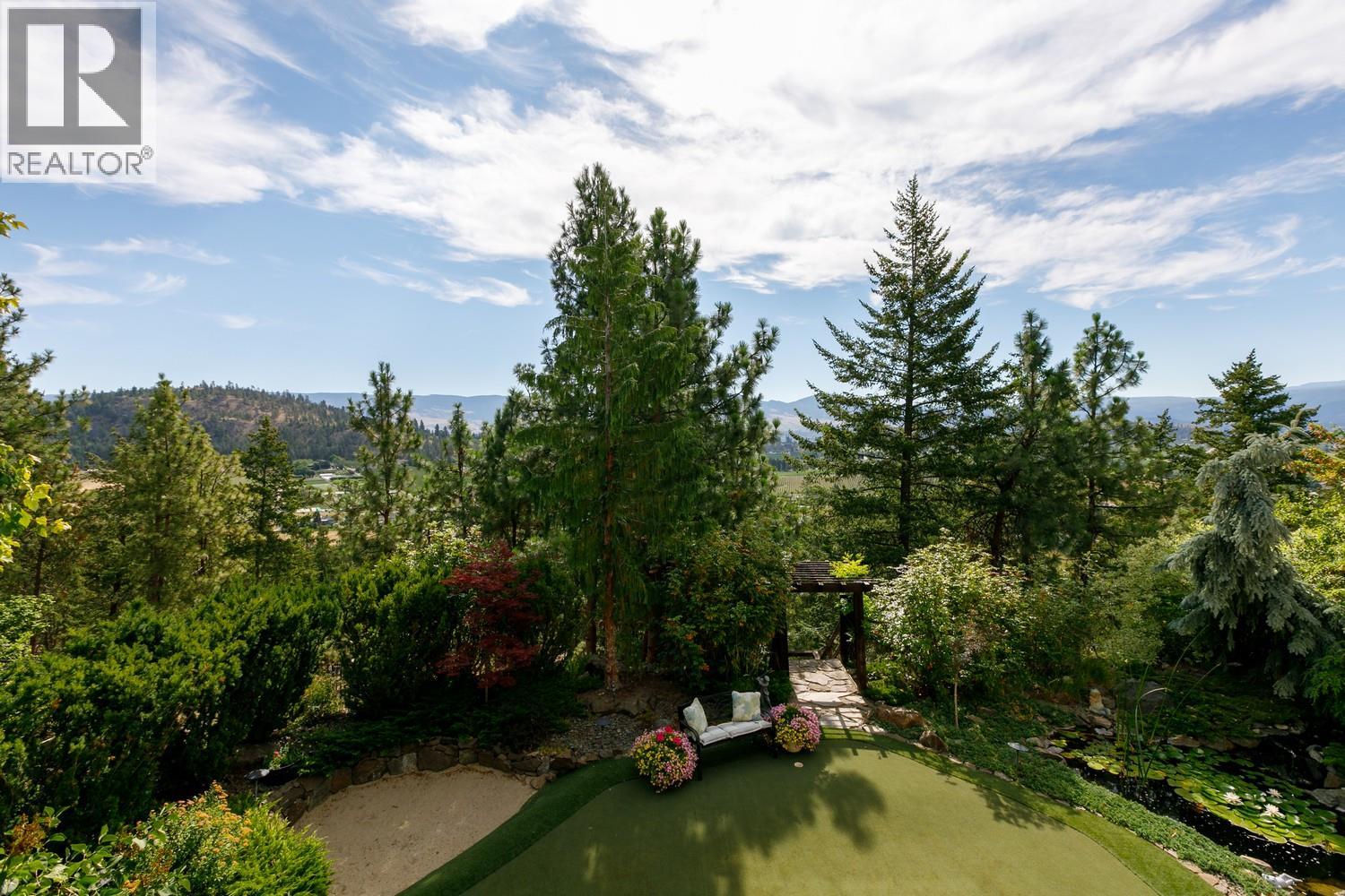427 Long Ridge Drive, Kelowna