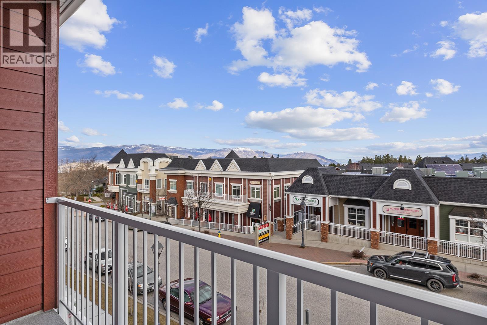 203 5300 Main Street, Kelowna