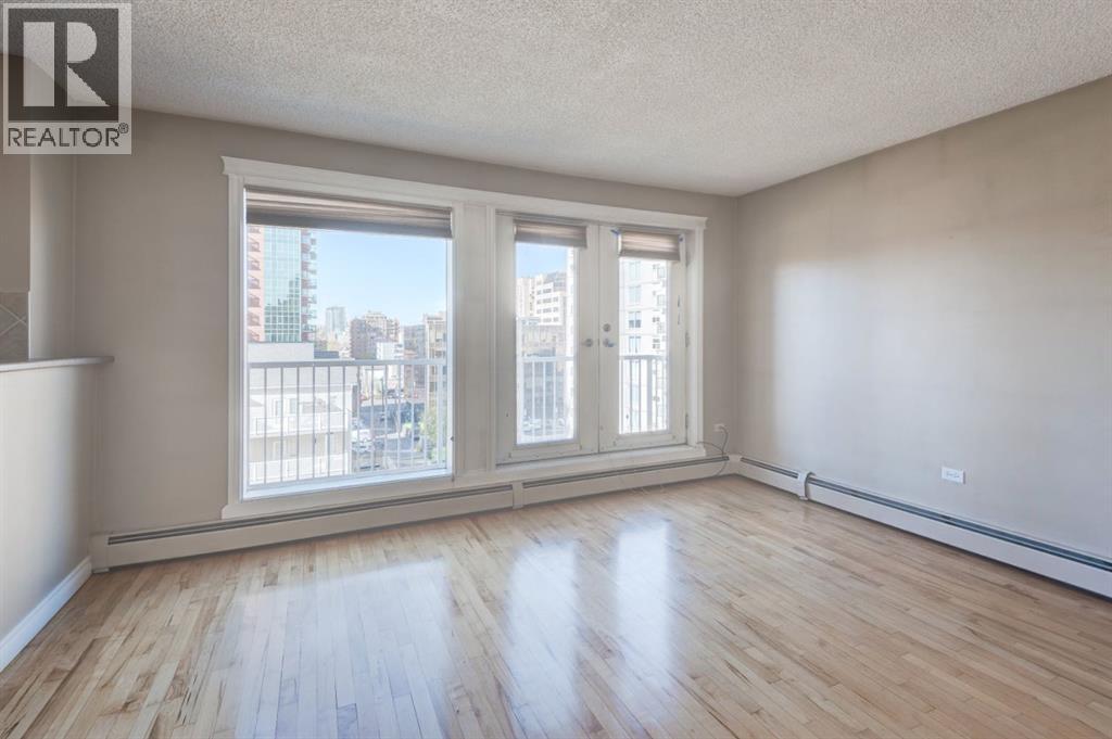 Single Family House for Sale in    Street SW Beltline Calgary 