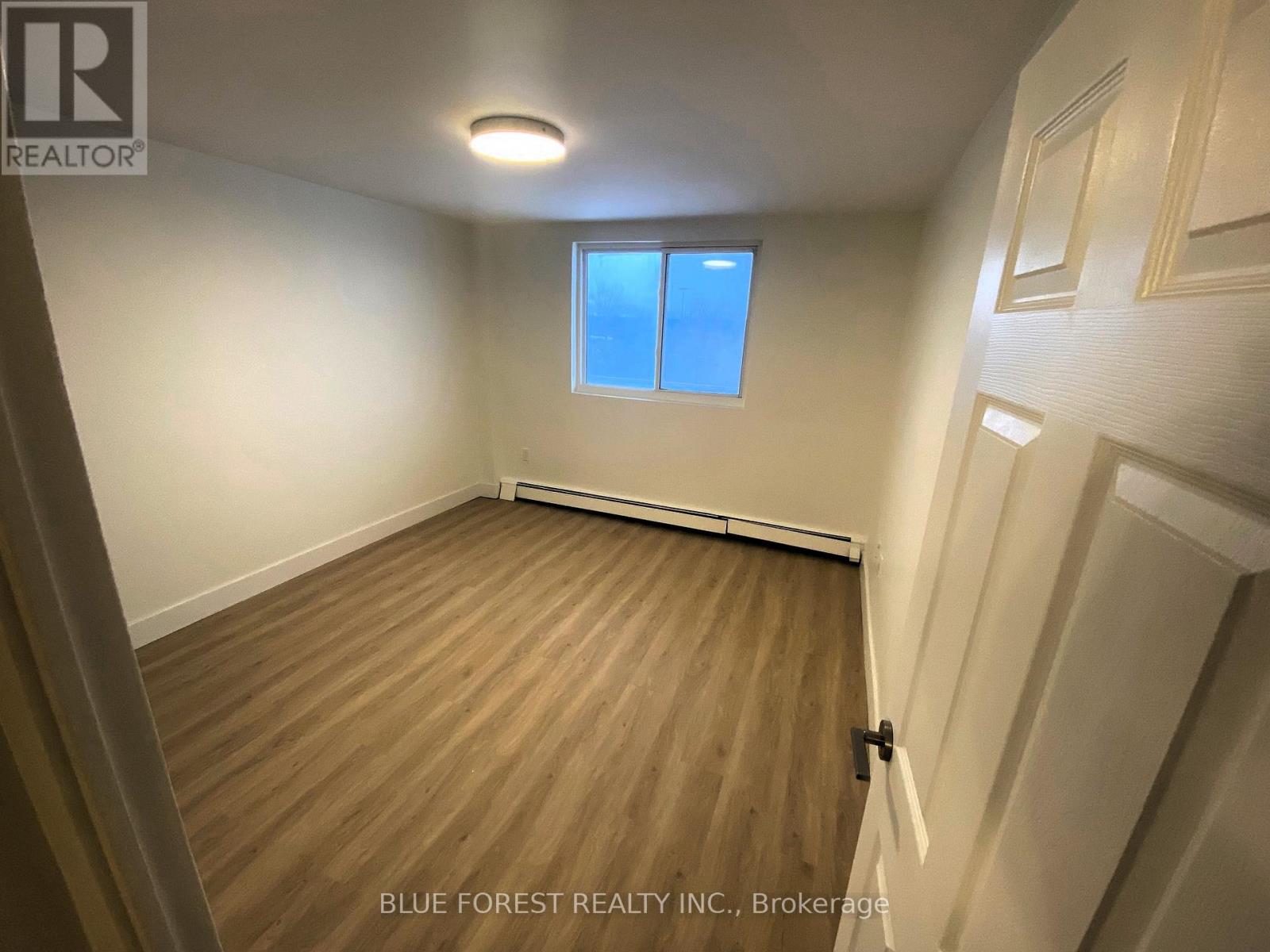 #307 573 MORNINGTON AVENUE S - 9