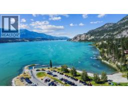 8679 Cottage Lane, Canal Flats, BC V0B1B0 Photo 16